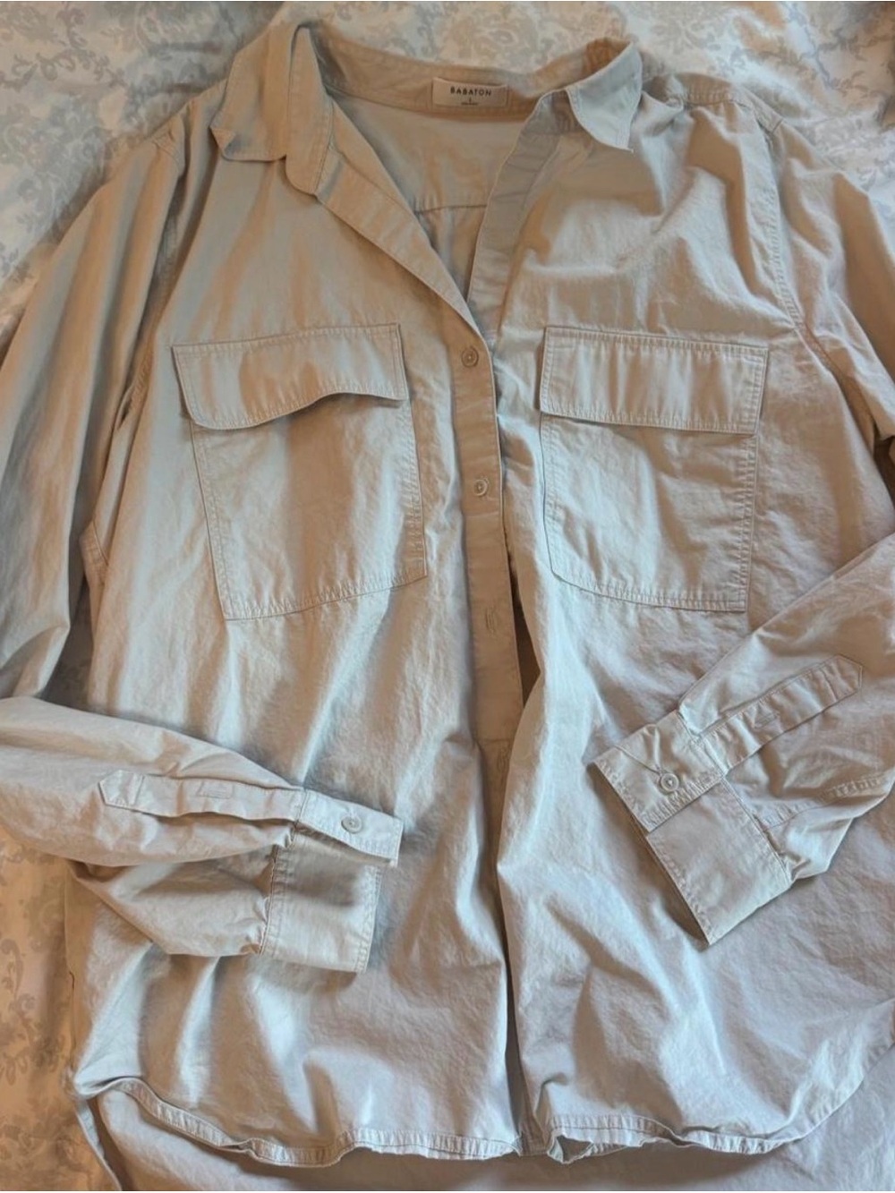 Aritzia babaton utility shirt beige cream neutral L
